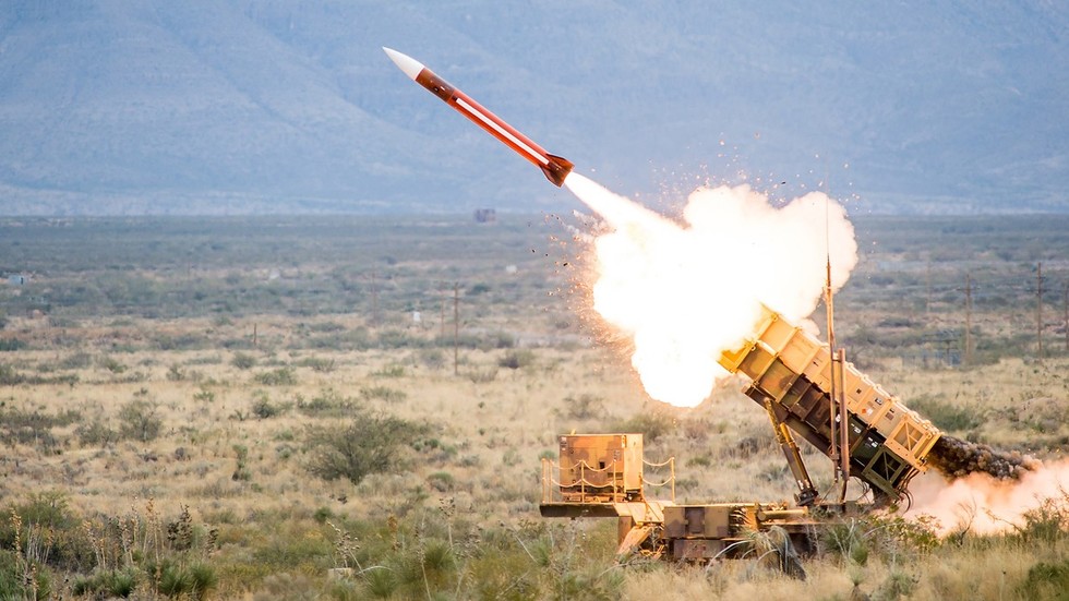MIM-104-Patriot-PAC-3-surface-to-air-missile-system-Raytheon.jpg