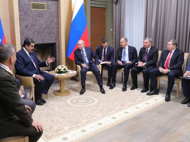 Maduro to Depart for Russia, Plans Meeting With Putin