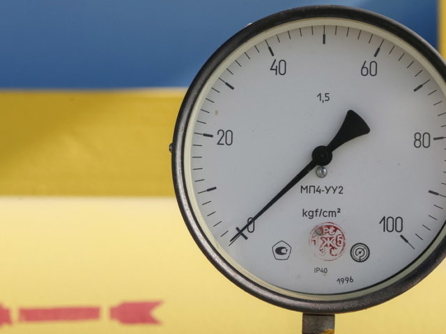Russia offers Ukraine deal to extend gas transit contract for 1 year