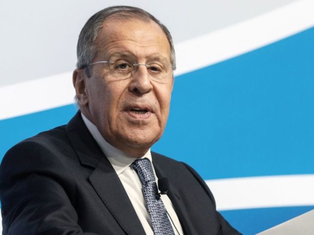“War, Peace and Cheese” – Italy’s Top Diplomat Brings Up Parmesan Embargo at Rome Talks with Lavrov