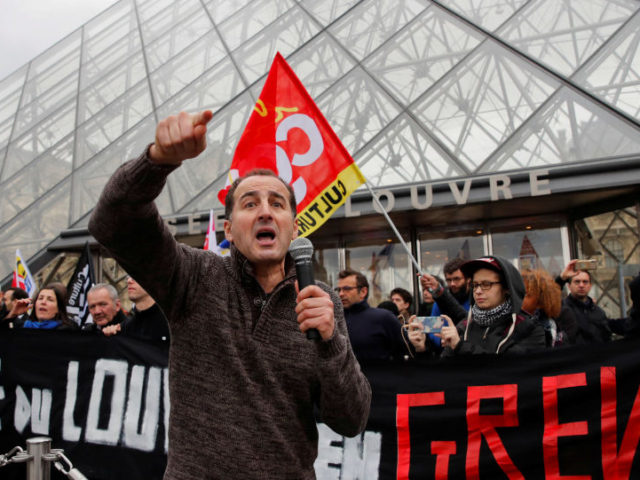 Trade Unions Protest Against Pension Reform at Louvre in Paris – Video