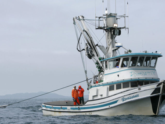 Alaska fishermen lose MILLIONS of dollars amid US-Russia sanctions war