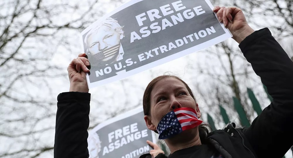Julian Assange 3