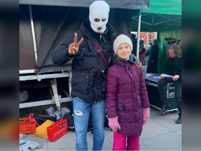 Gangster-climate ally? Greta gets flamed for posing with crime-glamorizing rapper (PHOTO)