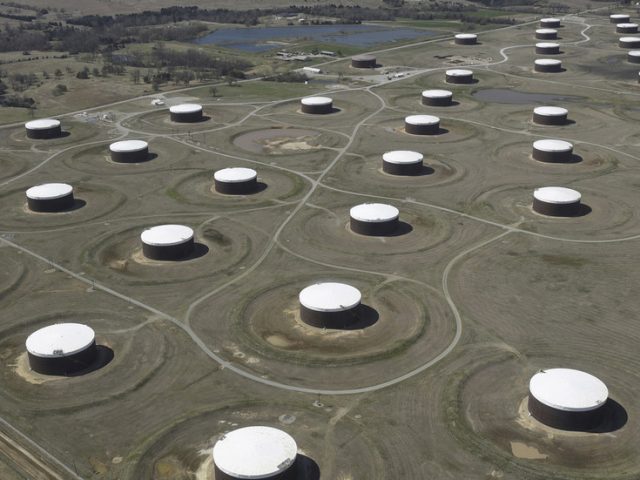 US oil storage to hit its limit by mid-May