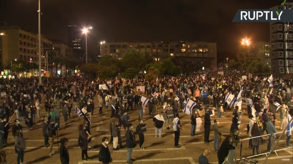 Hundreds turned out in Tel Aviv