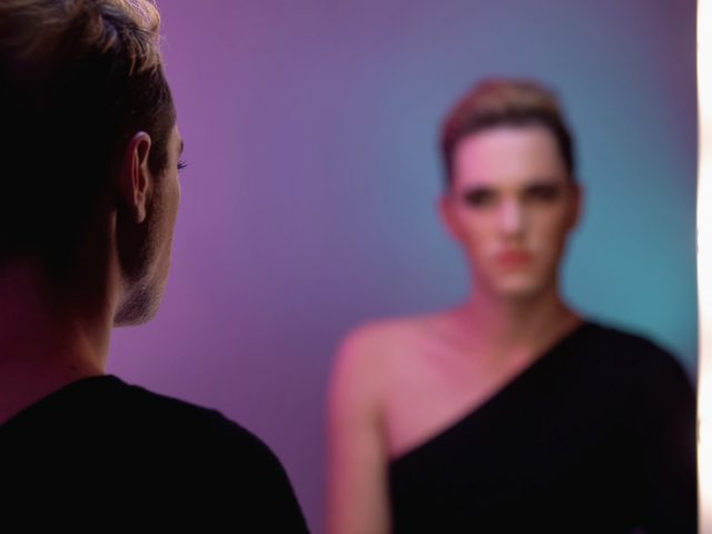 ‘I said I was trans and was prescribed hormones that day’: De-transitioner opens up about the ease of getting body-altering drugs