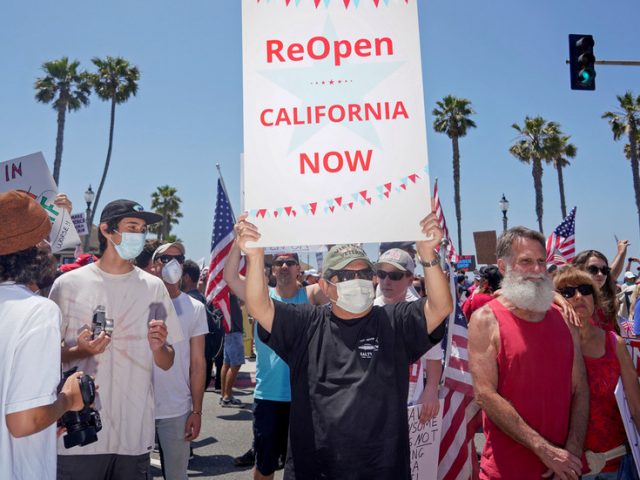 CROWDS of Californians protest governor’s order to close BEACHES over coronavirus fears (VIDEOS)