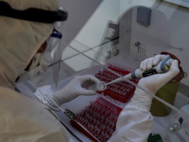 US attempts to push Covid-19 China lab theory undermine plan for independent probe into virus’ origin – reports