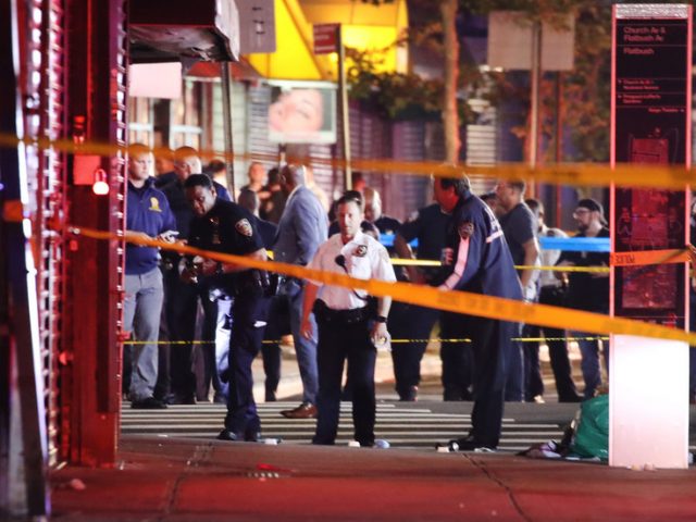 WATCH huge police response in Brooklyn after 2 officers shot, 1 stabbed in the neck