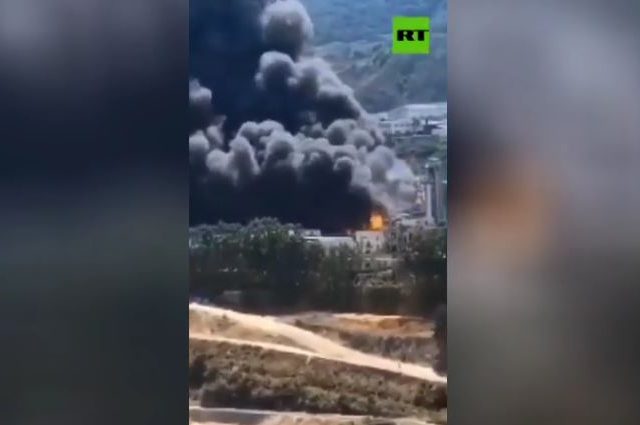 Several injured & missing after explosion, massive fire at biofuel plant in China (VIDEOS)