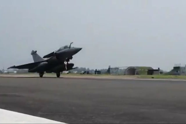 WATCH first squadron of French-made Rafale fighter jets arrive in India as tensions with China simmer on