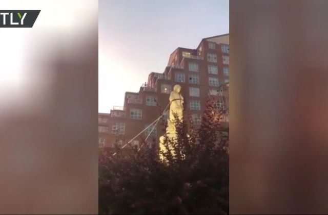 WATCH protesters go haywire in Baltimore as they knock Christopher Columbus statue & dump it in water (VIDEO)