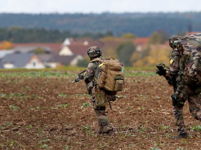 Berlin says US ‘weakening NATO’ & shooting itself in the foot as 12,000 troops set to withdraw from Germany