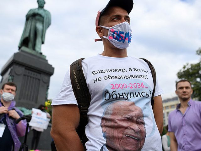 ‘Not a vote, not a referendum, but a show’: Opposition cries foul as majority of Russians support Putin’s constitution overhaul