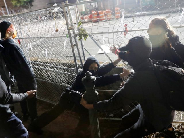 As violent protests grip Portland for weeks, Dems call for an investigation of ‘horrific’ tactics by federal law enforcement
