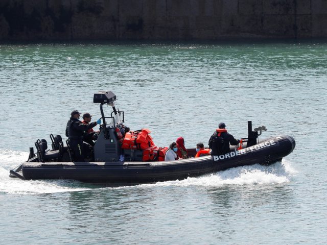 New UK commander to tackle migrant boat ‘invasion,’ as record numbers reach British shores