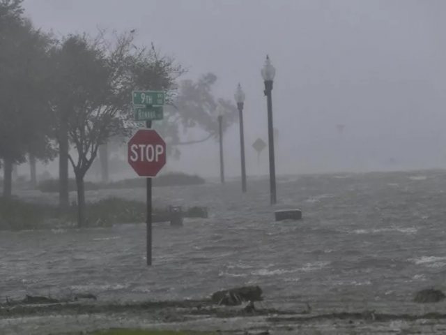 Watch Hurricane Sally Bring ‘Catastrophic’ Flooding to Alabama Coast