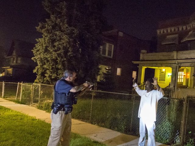 FBI says dozens of Chicago street gangs formed ‘pact’ to kill any cop seen drawing weapon on suspect – report