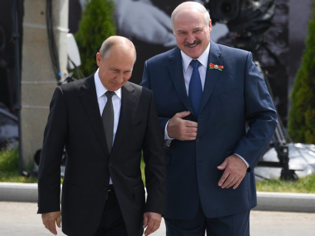 Ukraine admits fears over Russian influence in Belarus as Minsk claims foreign powers trying to separate country from Moscow