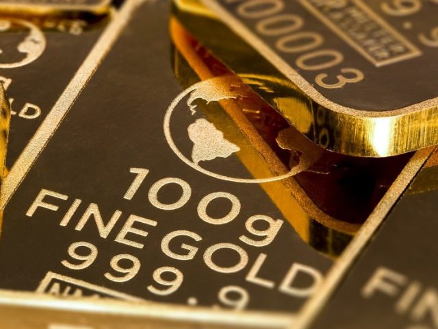 Russia’s weekly gold & foreign currency reserves surge by over $5 BILLION