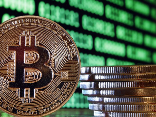 Downside of legalizing bitcoin? From 2021, Russian officials will be required to declare assets held in cryptocurrency as income
