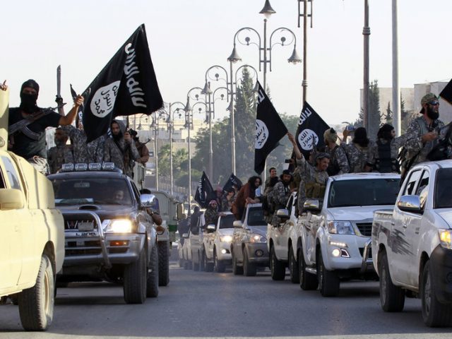 ISIS calls for attacks on Saudi oil industry