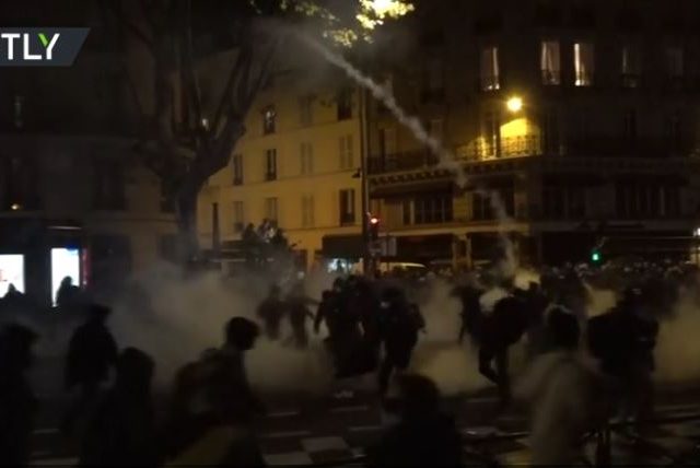 WATCH: French police unleash tear gas & water cannons at protests against new draconian ‘Comprehensive Security Law’