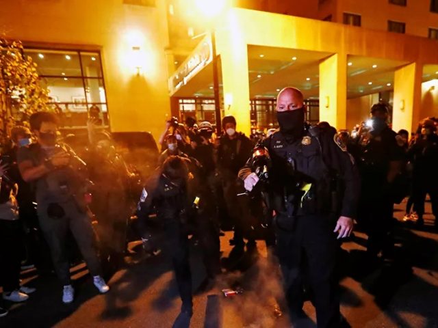 Police Trying to Maintain Order as Clashes Occur Following Trump Rally in DC – Videos
