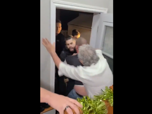 WATCH: Covid police raid Canadian home, violently arrest occupants after neighbor tattles on ‘illegal’ gathering of 6 people