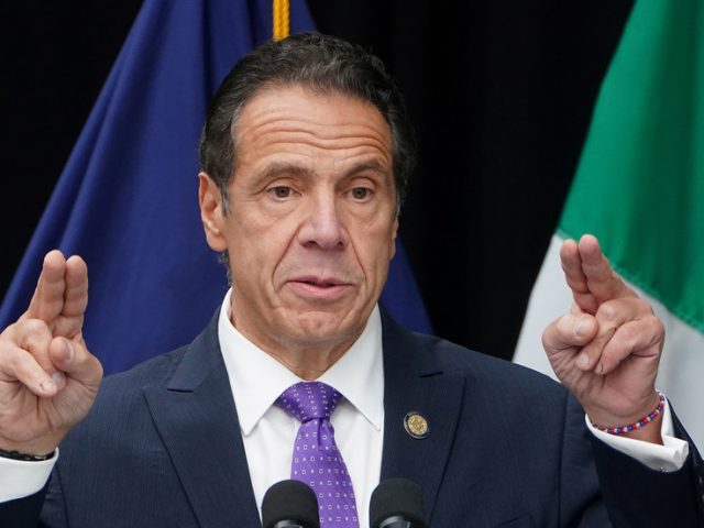 NY gov Cuomo threatens hospitals with FINES if they don’t vaccinate at maximum capacity