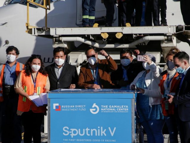 Bolivia welcomes 1st batch of Sputnik V coronavirus jab ahead of vaccination campaign launch (VIDEO)