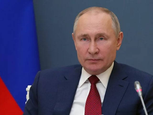 Putin Speaks About Global Security Erosion, Pandemic, and IT Giants’ Monopolies at Davos Forum