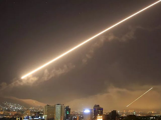 Syrian Air Defenses Reportedly Responding to Attack in Damascus Area – Videos