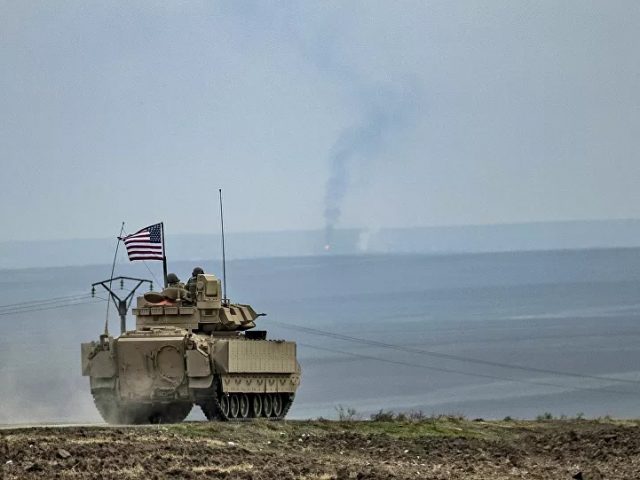 US Forces in Syria Reportedly Bring Convoy of Weapons, Equipment to Oil Field in Deir ez-Zor