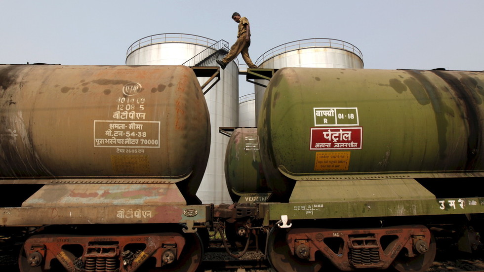 Indian state refiners