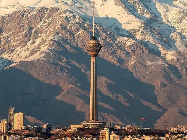 Senior Iranian Lawmaker Says Tehran Needs to Sign Strategic Partnership Pact With Moscow