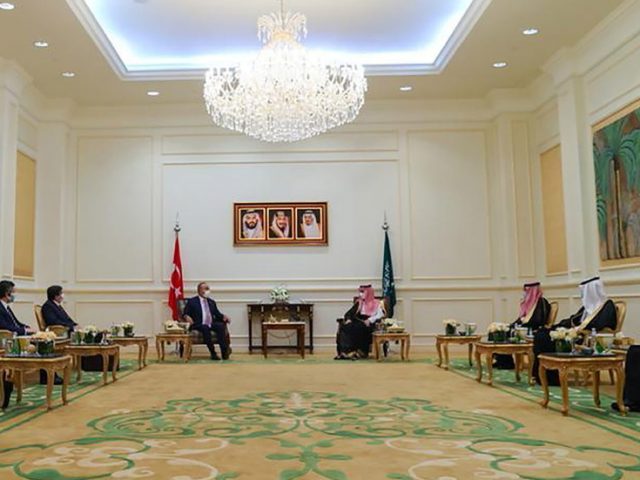 Turkey & Saudi Arabia agree to keep mending relations during Turkish FM’s first visit to Kingdom since Khashoggi’s murder