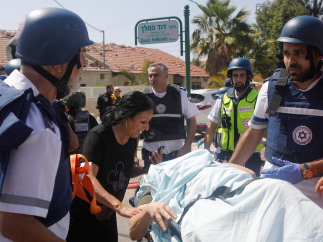 At least 2 killed and several others wounded as rockets from Gaza rain down on Israel (VIDEOS)