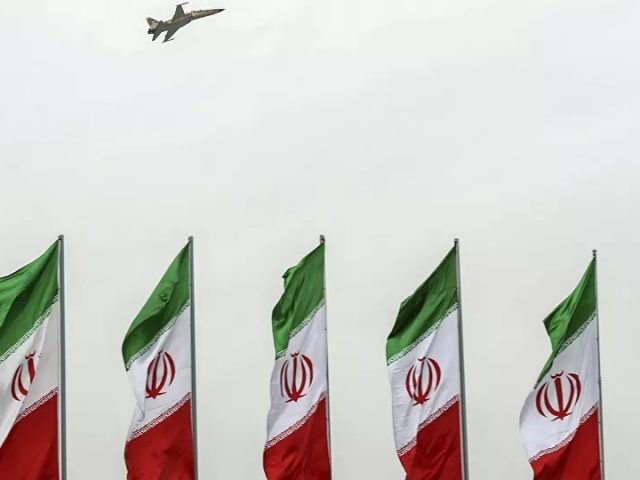 Iran Officially Confirms Holding Negotiations With Saudi Arabia to Mend Ties
