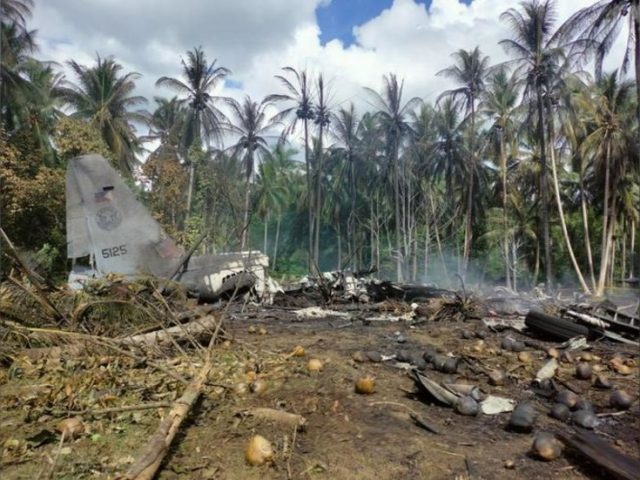 45 dead, dozens rescued after military transport plane crashes in the Philippines