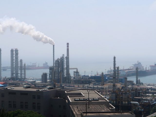 Chinese refiners shatter records in June