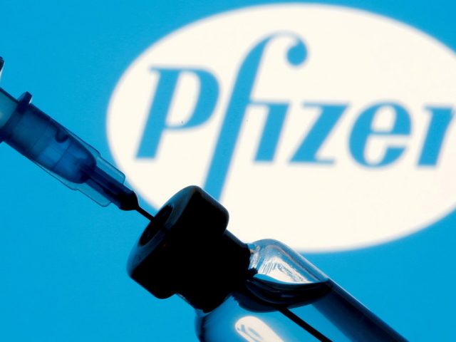 Pfizer vaccine losing effectiveness amid Delta variant surge, Israeli Health Ministry says as it mulls 3rd shot & new restrictions