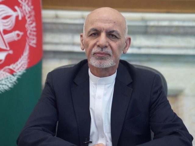 Afghan president fled Kabul with cars full of cash & was forced to abandon some loot on airport runway, Russian embassy claims
