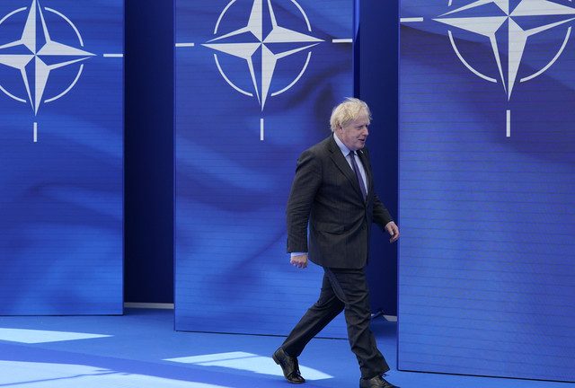 UK unveils ‘major military offer’ to NATO as a ‘clear message’ to Moscow
