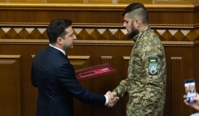 How Ukraine’s Jewish president Zelensky made peace with neo-Nazi paramilitaries on front lines of war with Russia