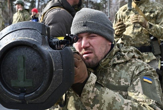 UK promises more ‘high explosive’ weapons for Kiev