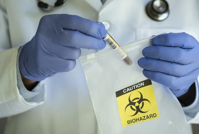 Do US-backed biological research laboratories in Ukraine violate the ban on bioweapons programs?