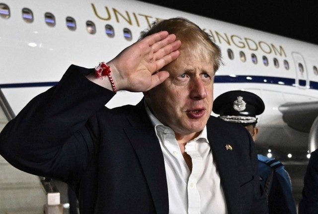 General accuses UK PM of disclosing military secrets