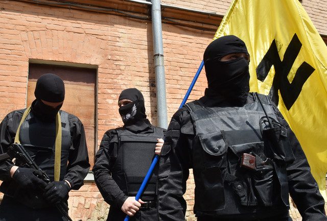 Azov commander boasts about gruesome photos of executed civilians